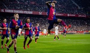 8868体育官网-每体：拉菲尼亚饱受FIFA病毒困扰，对多特他预计回归首发